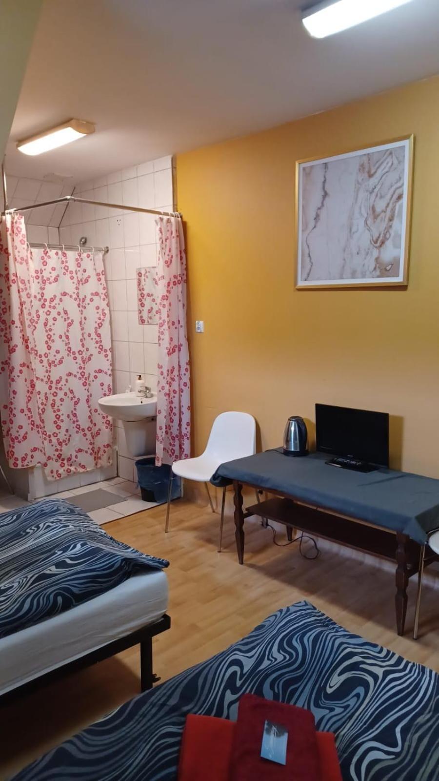 U Szermierzy Pansiyon Wroclaw Dış mekan fotoğraf